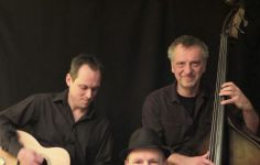 DJANGOS FREINDS_foto2.jpg